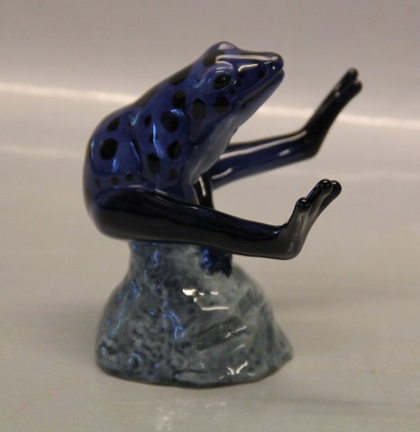 Royal Copenhagen 0557 RC Lucky Frog Blue 11 cm Harmony 2007 
Good Luck frogs (1249557)