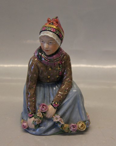 Royal Copenhagen 12413 RC Flower Girl from Fanoe Island 14 cm  5.5"