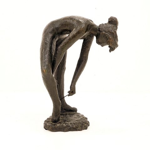 Johannes Hedegaard, 1915-99, grosse Bronzenfigur, 
Ballerina. H: 52cm