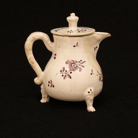 A Little jug, faience. Schleswig, Northgermany, 
circa 1765. H: 12cm