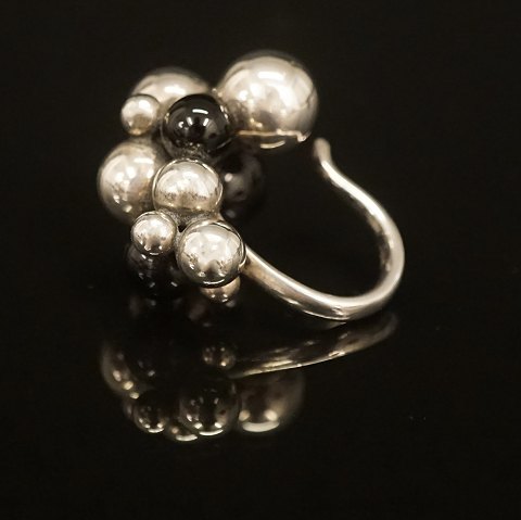 Georg Jensen: A Moonlight Grapes sterlingsilver 
ring. Ringsize: 54