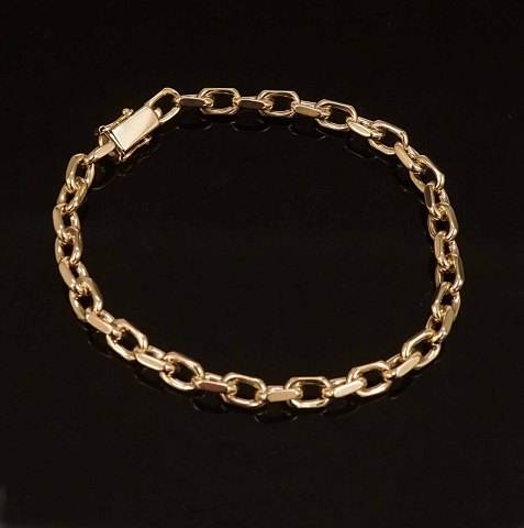 Palle Nielsen, Nærum: Anker Armband in 8kt Gold. 
L: 21cm. G: 17gr