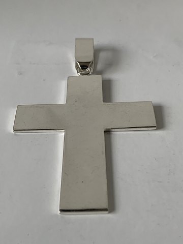 Stort Kors Vedhæng i Sølv
Stemplet. 925S DAM
Længde med øsken. 10,0 cm