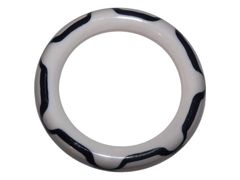 item no: 585104