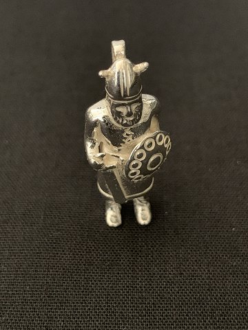 item no: 585677