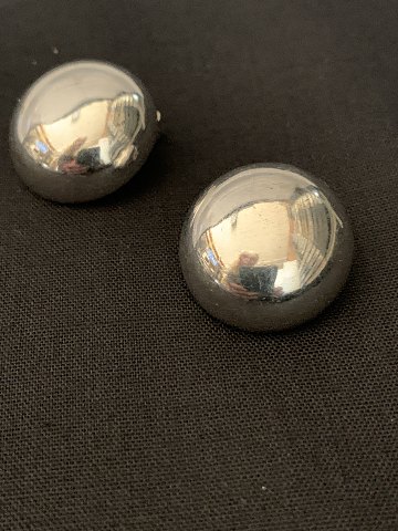 item no: 585702