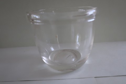 item no: 588570