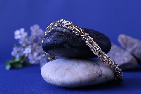 item no: 599185