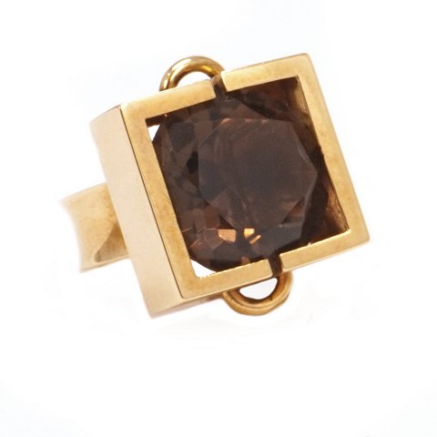 Ole Lynggaard vintage ring i 14kt guld. Stemplet 
Ole Lynggaard. Ringstr. 53