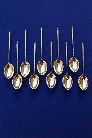 Various parts of flatware ...