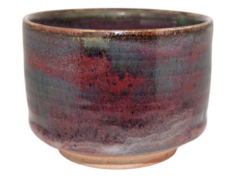 Jorgen Mogensen art pottery
Bowl with unusual glaze
