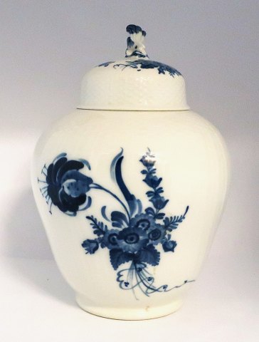Königliches Kopenhagen. Blaue Blume, svejfet. Bojan. Modell 1791. Höhe 29 cm. (4 
Wahl)