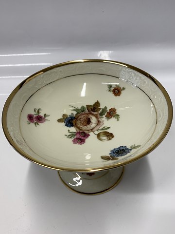 KPM Rosenborg candy bowl on high foot,Ø. 15 x 11 cm.SOLD