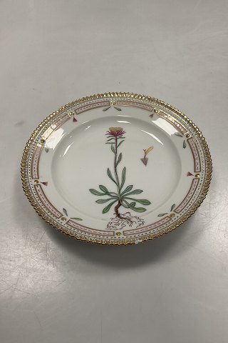 Royal Copenhagen Flora Danica Salat Tallerken No. 20/3573