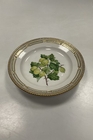 Royal Copenhagen Flora Danica Fruit Plate No 429/3573