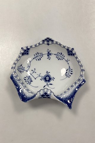 Royal Copenhagen Blue Fluted Full Lace Mussel-Shaped Dish No. 1074