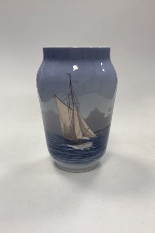 Royal Copenhagen Art Nouveau Vase with ship motif No. 2842/3604
