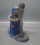 B&G Figurine B&G 1625 Mother and Else is feeding the birds 23.5 x 24.5 cm