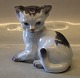 Sjælden Lyngby Porcelænsfigur 08 Kat 12 x 14 cm