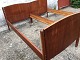2 Teakholzbetten.
875, -kr für 2 Stck.