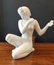 Blanc de chine figur designet af dahl jensen for Bing & grøndahl. nr 2283
