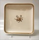 9720-947 Cake dish, square 21 cm Golden Clover # 947 (Cream) Royal Copenhagen 
(Old Liselund)
