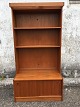 Teak
Bookcase with cabinet
800 DKK