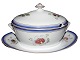Blue Edge and 
Flowers
Soup tureen 
with platter