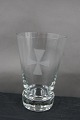 Frimurerglas, 
ølglas 
dekoreret med 
slebne 
symboler, på 
...