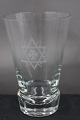 Frimurerglas, 
ølglas 
dekoreret med 
slebne 
symboler, på 
...