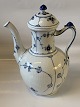 Royal Copenhagen #Musselpaint Fluted, #Extra large #Coffeepot
Height 28.5 cm.
SOLD