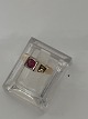 Gold ring with red stone in it 18 carat Gold
Size 55