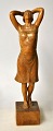 Pegasus – Kunst 
- Antik - 
Design 
presents: 
Danish 
artist (20th 
century): 
Standing woman.