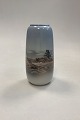 Danam Antik 
presents: 
Lyngby 
Porcelain Vase 
with Farmhouse 
No. 74-2/76