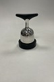 Danam Antik 
præsenterer: 
Georg 
Jensen Sterling 
Sølv / Ibenholt 
Dirigent klokke 
med stand No. 
1171