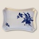 Royal Copenhagen
Gebogene blaue Blume
Tablett-Schale
Nr. 10/1694
* 300 DKK