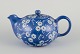 Kähler, Denmark.
Large "Marguerite" teapot with blue glaze.