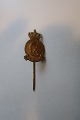 For the collector:
Old lapel (for the king)
Made in metal vith the letters CX
Made with a model drawed from Poul Søbye, Denmark (1889-1965)
Dated: 26.9.1940
L: 4cm
In a very good condition