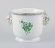 Herend, Ungarn. 
Chinese Bouquet 
Apponyi Green, 
...