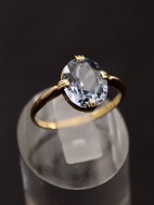 14 karat gold ring  with aquamarine