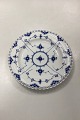 Danam Antik 
presents: 
Royal 
Copenhagen Blue 
Fluted Full 
Lace Dinner 
Plate No. 1084