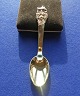 Antikkram 
presents: 
The 
Emperor’s New 
Suit children's 
cutlery in 
Danish 
gold-plated 
solid silver. 
Child's spoon