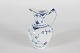 Stari Antik 
presents: 
Royal 
Copenhagen 
Blue Fluted 
Half Lace
Chocolate Jug 
722
