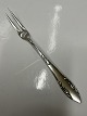 Antik Huset presents: Delt Lilje Cold Cut Fork in Silver FrigastLength 13,2 cm