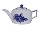 Antik K presents: Blue Flower BraidedRare oval tea pot - large size - from 1898-1923