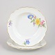 L'Art presents: Meissen, dinner and soup plates.