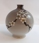 Lundin Antique presents: Bing & Grondahl. Vase. Model 175/5257. Height 12.5 cm. (3. quality)