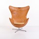 Arne Jacobsen Ægget Model 3316 i Originalt polstret Naturlæder fra Fritz Hansen, 1950’erne
