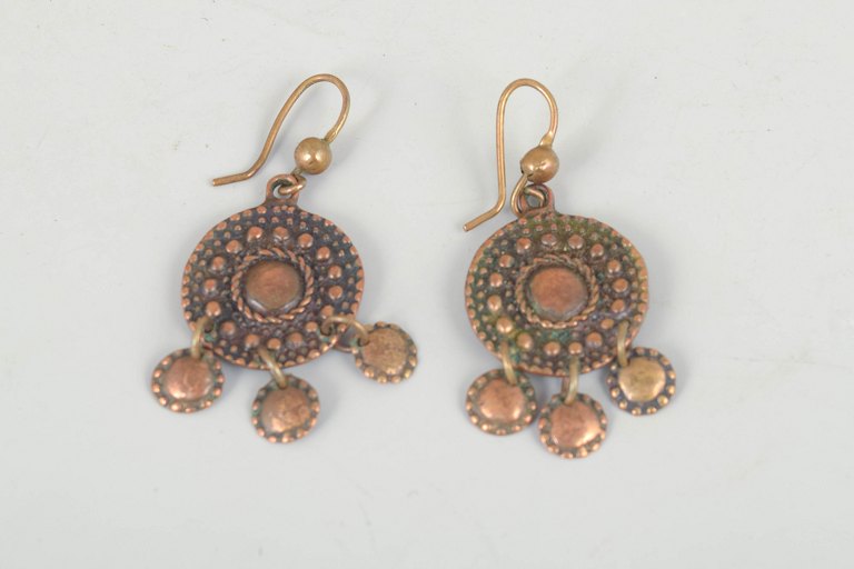 Jorma Laine, FinlandBronze earrings, 1970s.
