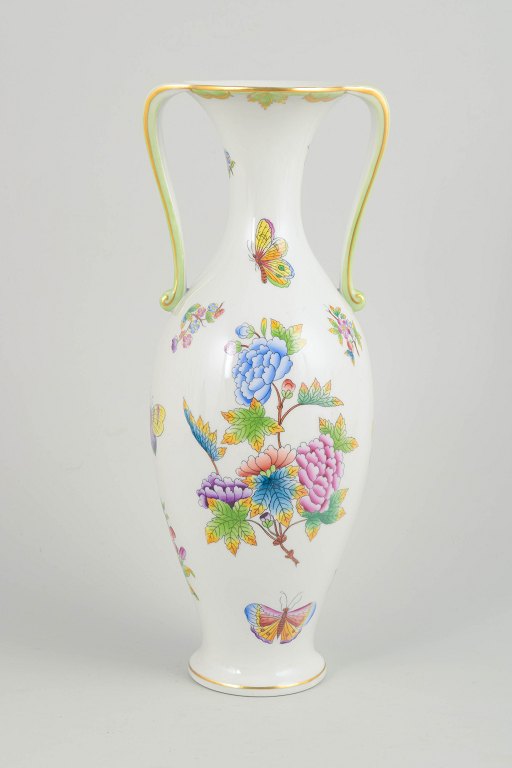 Herend, large vase.